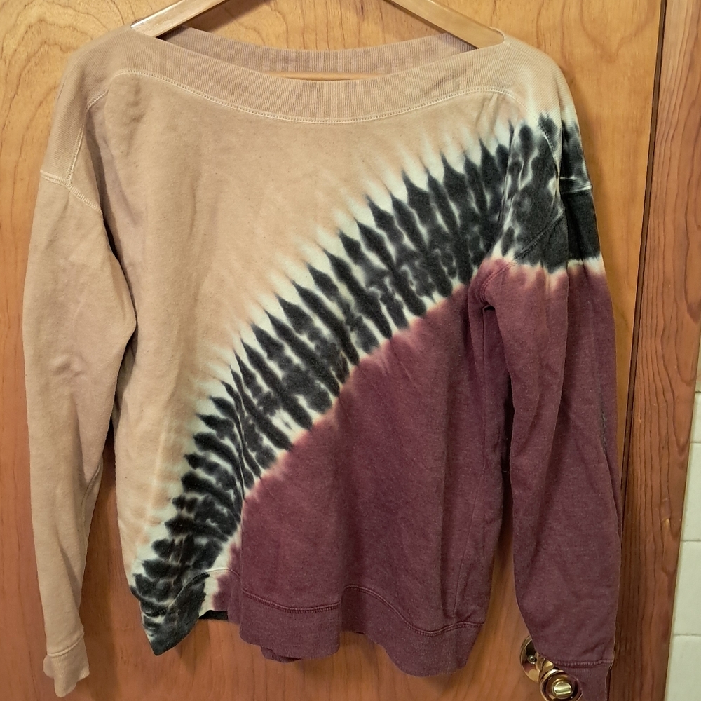 Women's Maurices Tie-Dye Long Sleeve Top
